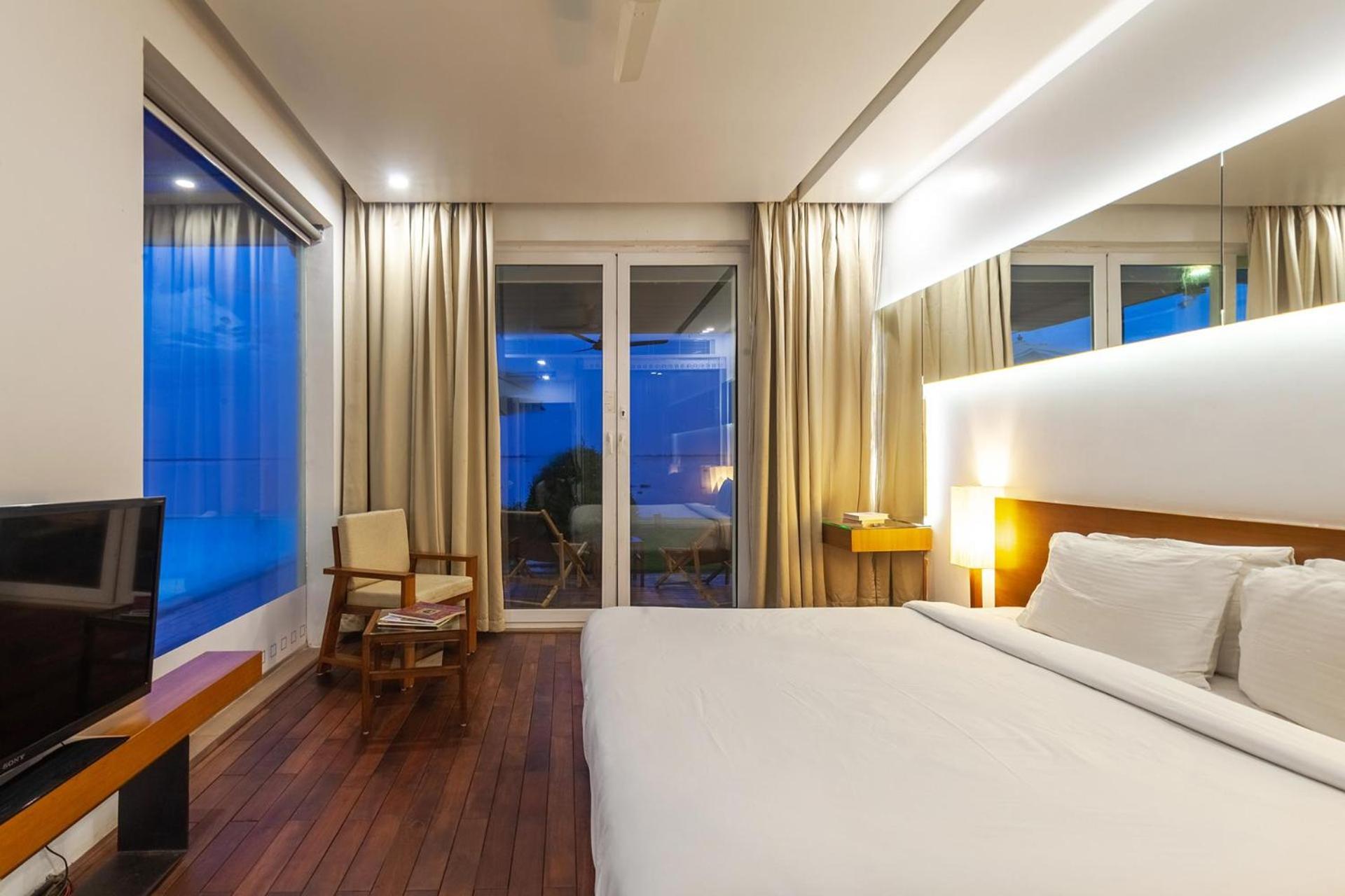Stayvista At The Rain - River Villa With Infinity Pool Alappuzha Екстер'єр фото