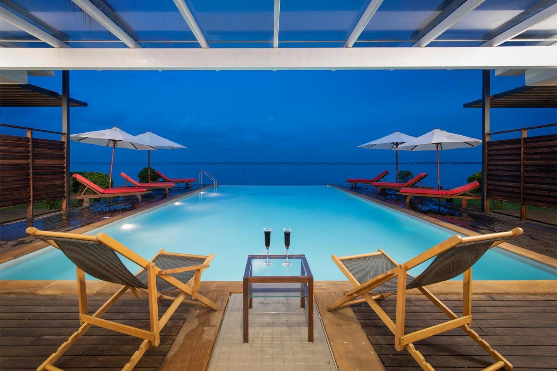 Stayvista At The Rain - River Villa With Infinity Pool Alappuzha Екстер'єр фото